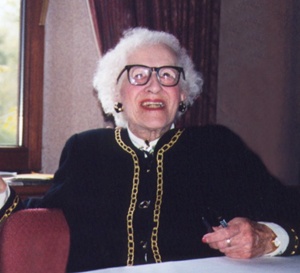 Last Survivor of Titanic Dies thumbnail