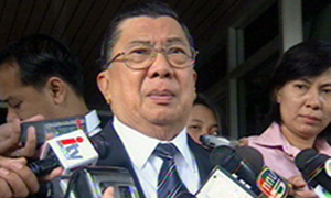 Gen Chavalit says he has nothing to do with rally bombing thumbnail