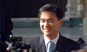 PM to visit Qatar, Chiang Mai next week thumbnail