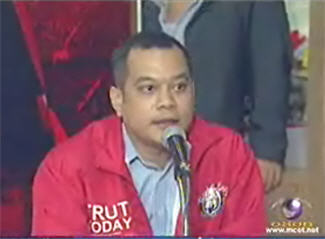 Red Shirts threaten to deluge Government House with blood thumbnail