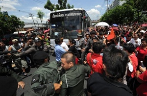 Court rejects bail bid of 11 Red Shirt leaders, guards thumbnail